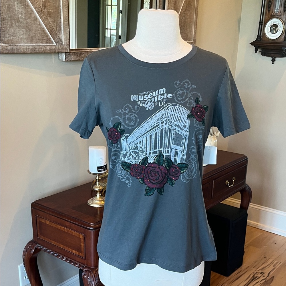Museum of the Bible Gray Short Sleeve Tshirt New